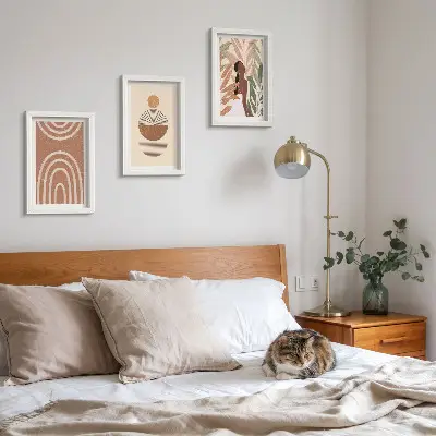 Fotowand mit stilvollen Mustern aus Pflanzenmotiven und geometrischen Formen