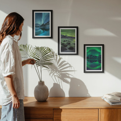 Bilderwand Winterlandschaft mit Nordlichtern und Bergen