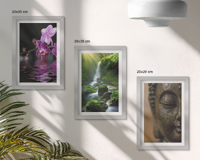 Bilderset mit rahmen Blumen im Wasserfall mit grünen Felsen Buddha