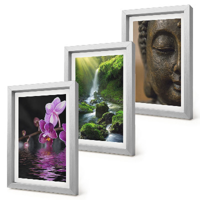 Bilderset mit rahmen Blumen im Wasserfall mit grünen Felsen Buddha