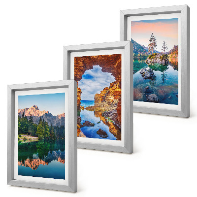 Bilderset mit rahmen Bergseen mit Spiegelungen im Wasser und in den Felsen