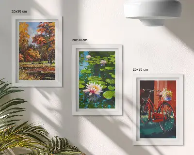 Bilderwand mit Herbstfarben, Seerosenteich und Fahrrad auf der Terrasse