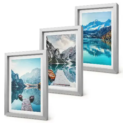 Bilderset Bergseen mit Booten und Spiegelungen mit Rahmen