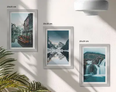 Fotowand mit Berglandschaften, Wasserfall und See