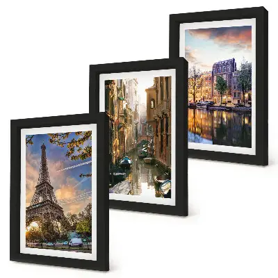 Bilderwand mit Motiven vom Eiffelturm, den Kanälen von Venedig und den Straßen von Amsterdam
