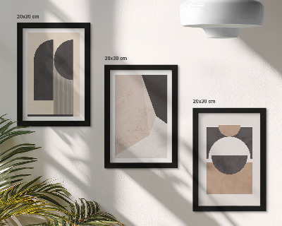 Bilderwand Abstrakte Formen in Beige- und Brauntönen.
