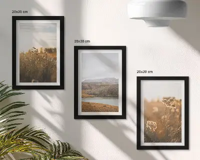 Bilderset mit Rahmen Landschaften mit Wiesen, Bergen und See im Hintergrund