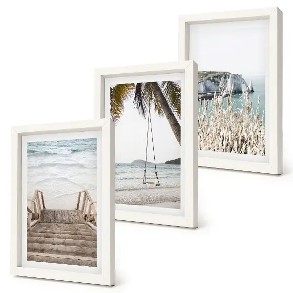 Bilderwand mit Motiv Strand, Holztreppe und Schaukel am Meer