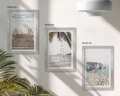 Bilderwand mit Motiv Strand, Holztreppe und Schaukel am Meer