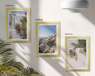 Bilderwand Weiße Treppe in Santorini mit Blick auf die Stadt