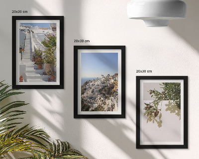 Bilderwand Weiße Treppe in Santorini mit Blick auf die Stadt