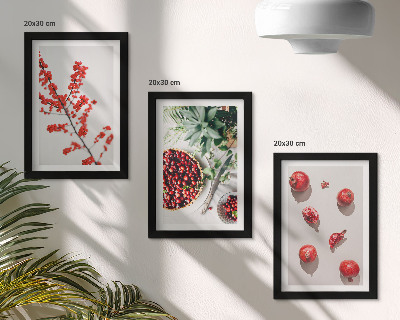 Bilderset mit rahmen Rote Früchte und Pflanzen im minimalistischen Stil