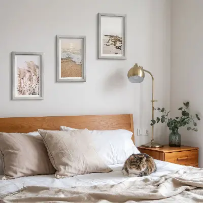 Bilderset mit Rahmen Strandgras, Wellen und Kieselsteine am Meer im Boho-Stil