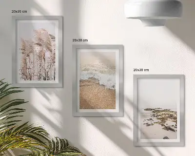 Bilderset mit Rahmen Strandgras, Wellen und Kieselsteine am Meer im Boho-Stil