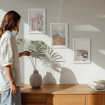 Bilderset mit rahmen Strandgras, Wellen und Kieselsteine ​​am Meer – Boho-Stil