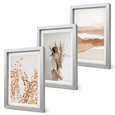 Bilderwand mit Pflanzenmotiven im abstrakten und rustikalen Boho-Stil