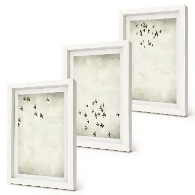Fotowand mit einem minimalistischen Gemälde von fliegenden Vögeln