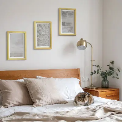 Bilderwand mit modernen Texturstrukturen im minimalistischen Stil
