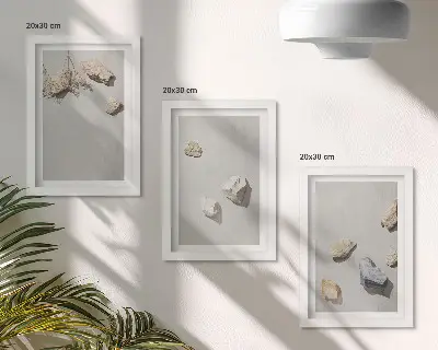 Bilderwand minimalistische Dekoration mit Boho-Strandsteinen