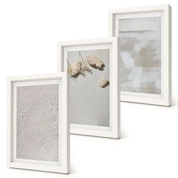 Bilderset mit Rahmen mit Motiven von Sand, Steinen und abgenutzten Texturen im Boho-Stil