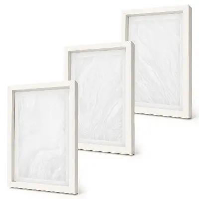 Bilderwand mit eleganter linearer Marmor-Steinstruktur
