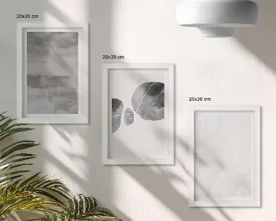 Bilderwand mit abstrakten Formen und Strukturen im modernen Stil