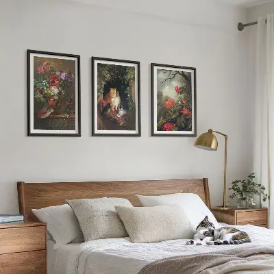 Gerahmtes Bilderset mit Motiven von Vintage-Blumen, Katzen und Natur