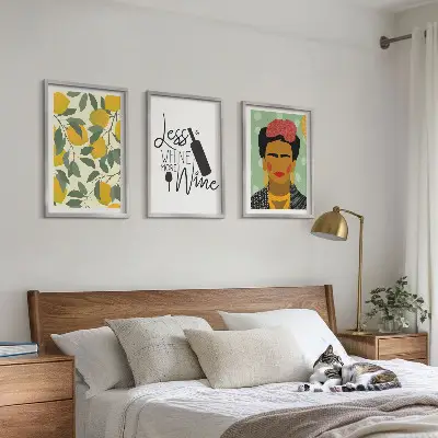 Zitronenweinporträt von Frida gerahmtes Bilderset