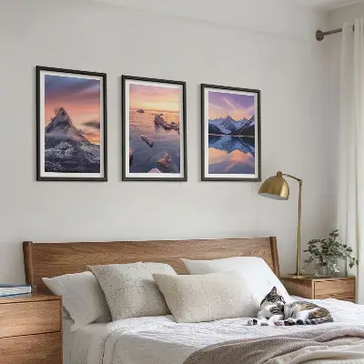 Bilder-3er-Set mit Rahmen Berglandschaft mit See im Westen