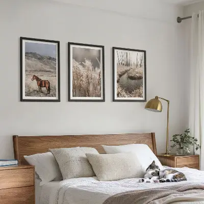 3er-Set Bilder mit Rahmen Motiv Pferde, Landschaft, Gras und Bach
