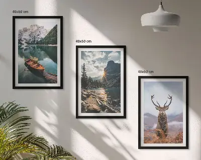 3er-Set Bilder mit Rahmen mit Motiven von Bergsee, Bootsfahrt, Sonnenuntergang und Hirschen