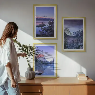 Bilder-3er-Set mit Rahmen mit Berglandschaften, Sonnenuntergang und Wasser