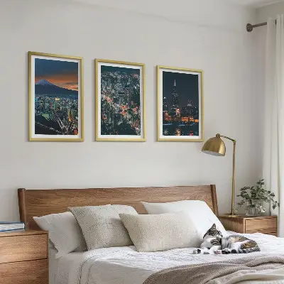 Gerahmtes Bilderset Stadtpanorama bei Nacht