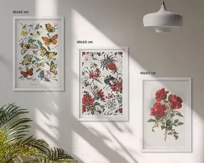 Gerahmtes Bilderset Schmetterlinge mit Blumen und roten Rosen