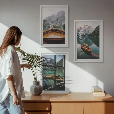 Fenster für Boote auf dem Bergsee 3er-Set Bilder mit Rahmen