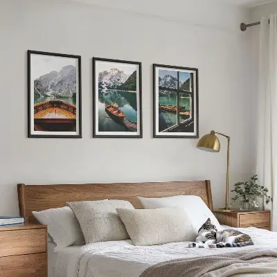 Fenster für Boote auf dem Bergsee 3er-Set Bilder mit Rahmen