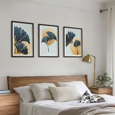 3er-Set Wandbilder mit Rahmen Ginkgoblätter auf hellem Hintergrund