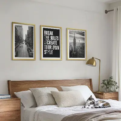 3er-Set Wandbilder mit Rahmen schwarz-weiße Stadtstraßen-Motive als Inspiration