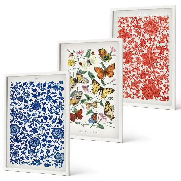 Gerahmtes Bilderset mit Vintage-Blumen- und Schmetterlings-Ornamenten