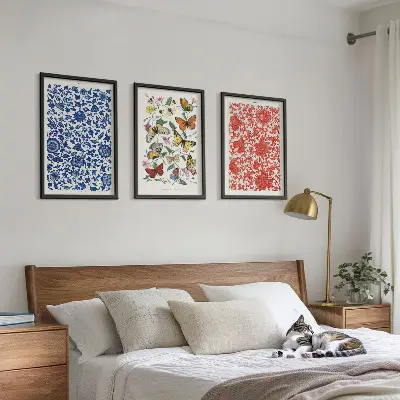 Gerahmtes Bilderset mit Vintage-Blumen- und Schmetterlings-Ornamenten