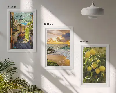 Gerahmtes Bilderset mit Motiven von Straßen, Meer, Strand und Zitrusbäumen