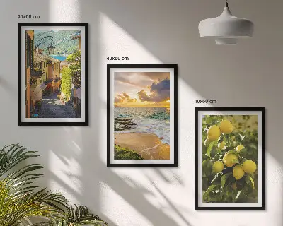 Gerahmtes Bilderset mit Motiven von Straßen, Meer, Strand und Zitrusbäumen