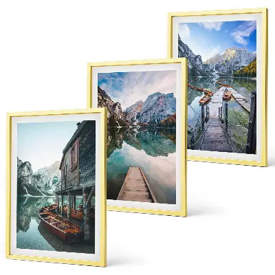 Bilder-3er-Set mit Rahmen Motiv See, Berge und Holzboote