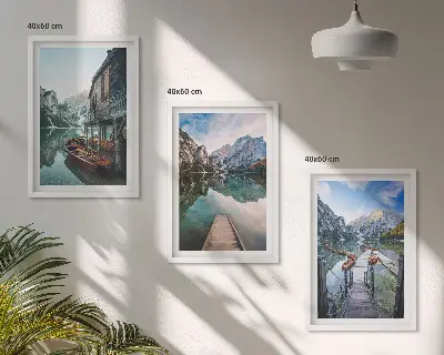 Bilder-3er-Set mit Rahmen Motiv See, Berge und Holzboote
