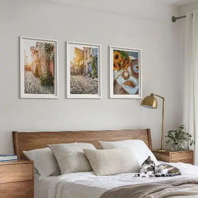 Bilderset Straßenkaffee und Sonnenblumen gerahmt