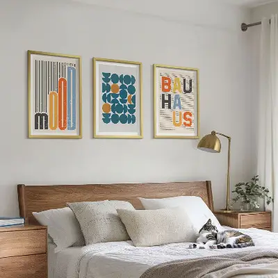 Geometrische Muster im Bauhaus-Stil gerahmtes bilderset