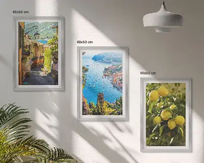 Bilder-3er-Set mit Rahmen mit dem Motiv Straßen am Meer, ein Meer aus Zitronen