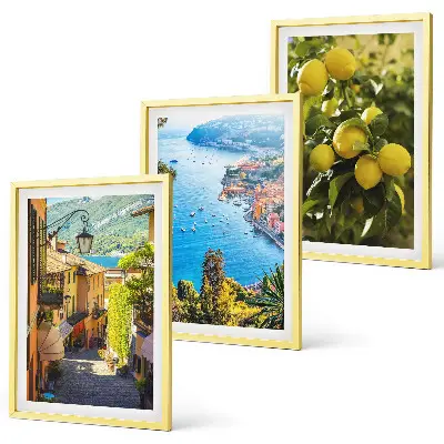 Bilder-3er-Set mit Rahmen mit dem Motiv Straßen am Meer, ein Meer aus Zitronen
