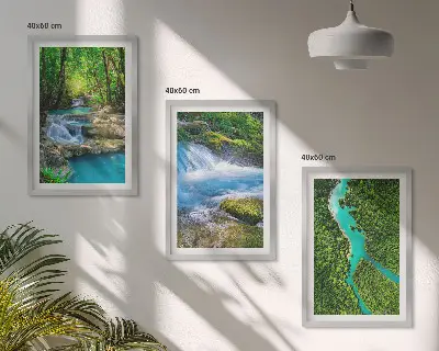 Gerahmtes Bilderset mit Motiv grüne Wälder und kristallklares Wasser