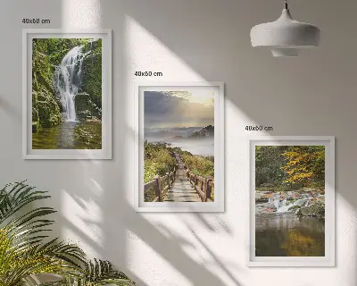 Gerahmtes Bilderset mit Motiven von Wasserfällen, Bergen, Wolken und Herbstlandschaften
